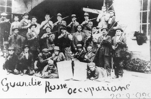 Creación de la Guardia Roja