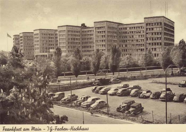 Tomó cursos de finanzas en la universidad de Frankfurt