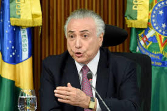 Se nombra presidente interio