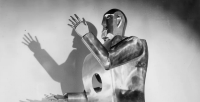 Elektro: First Humanoid Robot