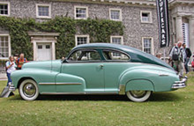 1940 Pontiac Streamliner