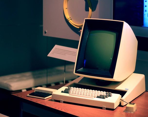 1973 - Computador chega à UFRJ: primeiros simulados