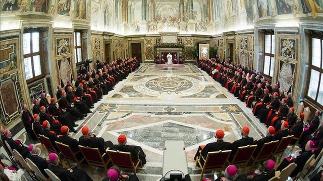 Es publicado el Sínodo reformista de Cahsel atacando las relaciones incestuosas