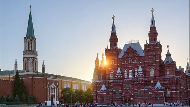 Cambios en el partido y en la capital