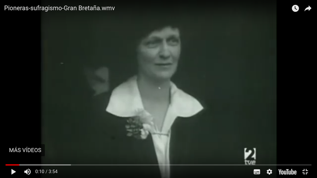 PRIMERA MUJER EN EL PARLAMENTO BRITANICO