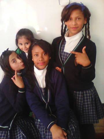 Ayudando A Los De Preescolar