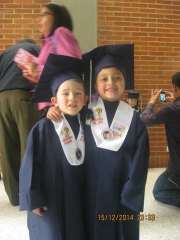 se gradúa mi hermano menor del jardin