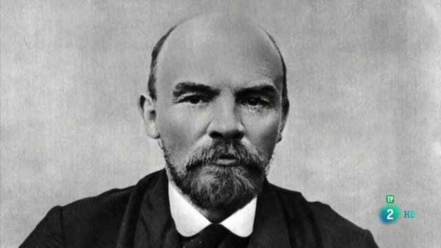 Lenin aparece