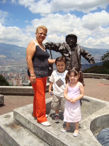 De paseo con mi abuela Gladys