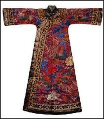 Silk First Used In Clothing