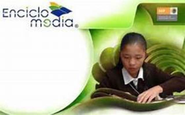 Se inicia el programa Enciclomedia para equipar con TIC las aulas de quinto y sexto año de educación primaria.