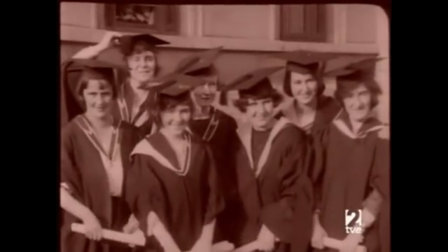 Oxford admite a las mujeres