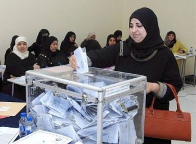 Ultimo país en implantar el derecho al voto Femenino