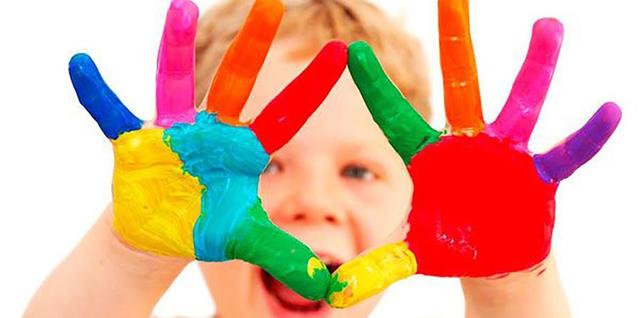 Se funda la escuela central de anormales