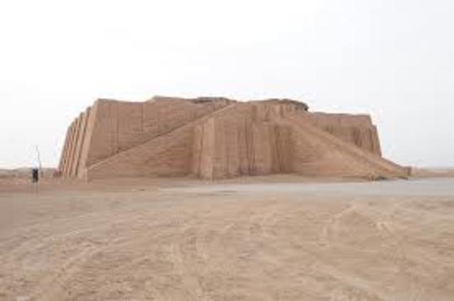 Mesopotamian ziggurats serve as observatories.