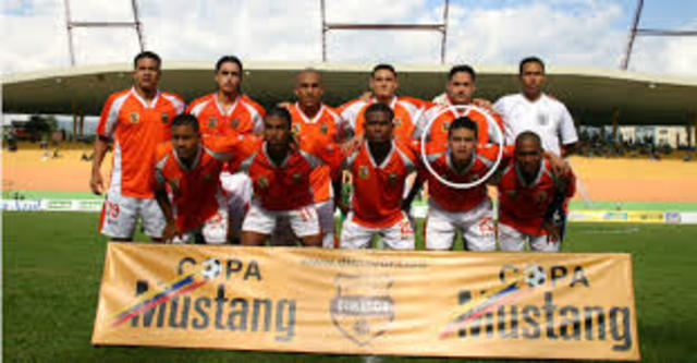 debut copa mustang Colombia