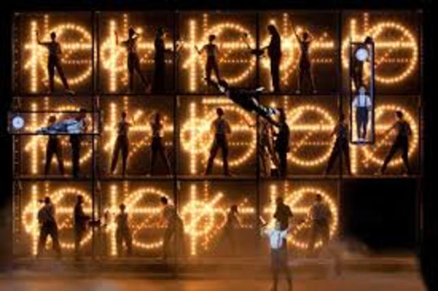 Philip Glass completes Einstein