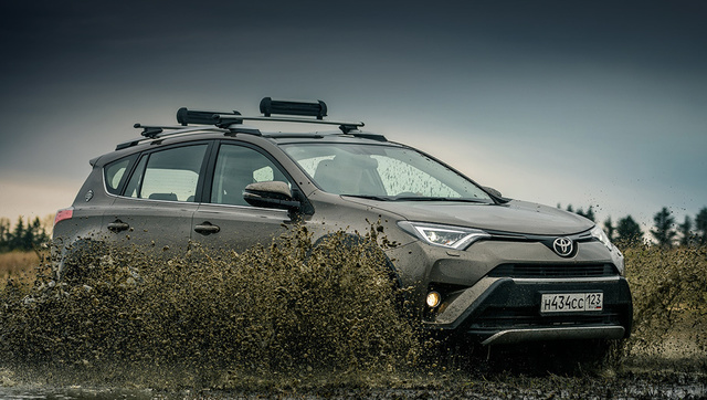 В Россию вернулся дизельный кроссовер Toyota RAV4