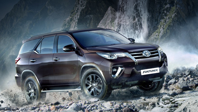 Внедорожник Toyota Fortuner будет продаваться в России