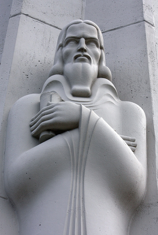 Hipparchus discovers precession, prepares stellar catalog.