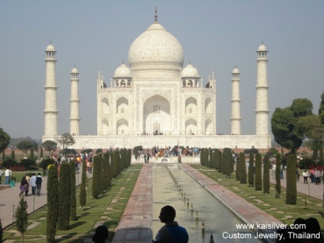 taj mahal completed
