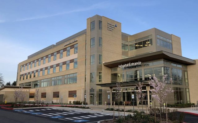 THOMPSON, SECRETARY OF HEALTH AND HUMAN SERVICES, et al. v. WESTERN STATES MEDICAL CENTER et al.