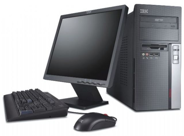 SE COMIENZAN A COMERCIALIZAR ORDENADORES PERSONALES