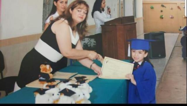 Me gradué de Kinder.