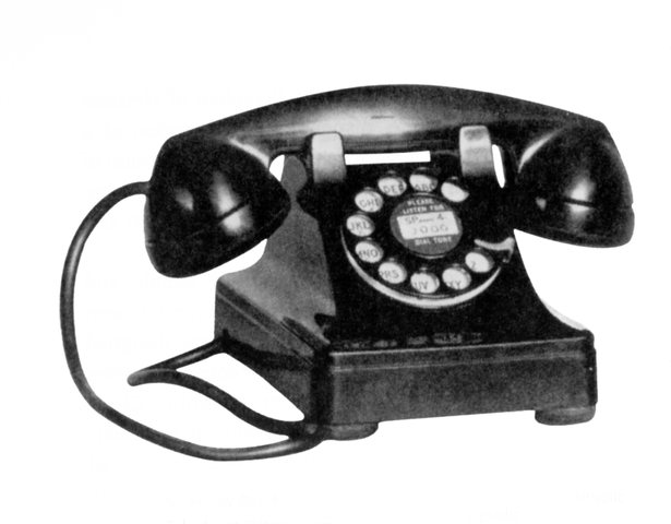 Se une la pieza del teléfono y se hace uno solo la del oído y boca