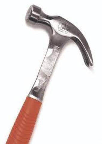 se producen quinientos diferentes tipos de martillos