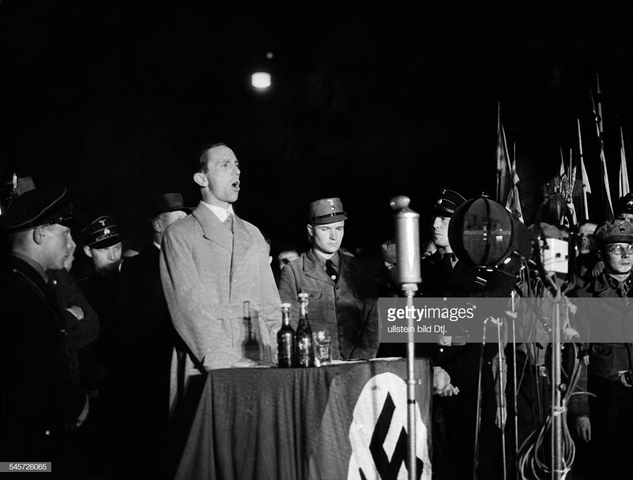 La quema de "Literatura hostil" por la Unión de Estudiantes Alemanes (Nazis) Parte 1. - Alemania