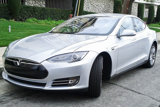 Coche eléctrico Tesla