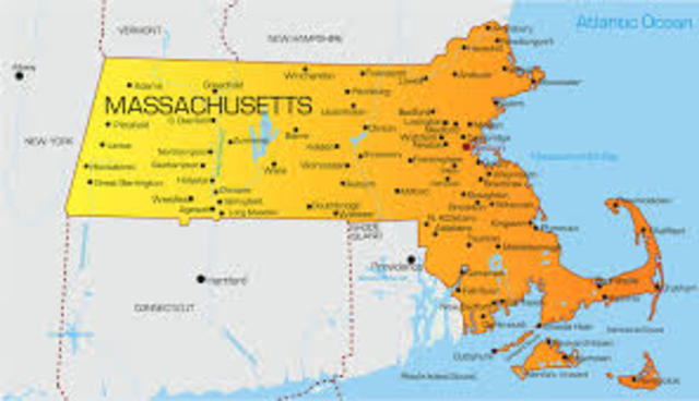 Massachusetts becomes a royal colony