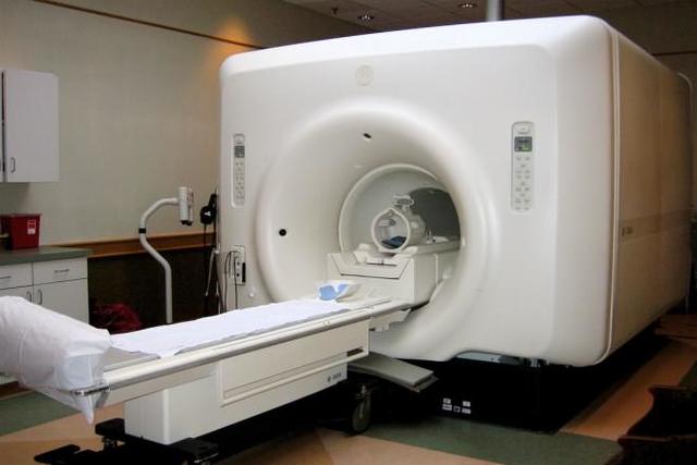 CT Scanner and MRI