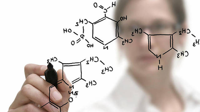1944 descubrimiento de 10 nuevos elementos