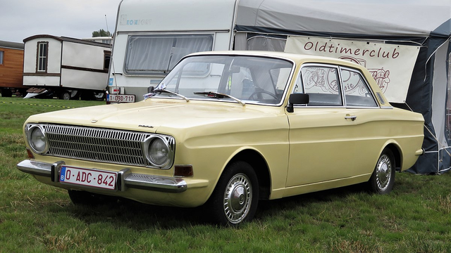 послевоенная модель