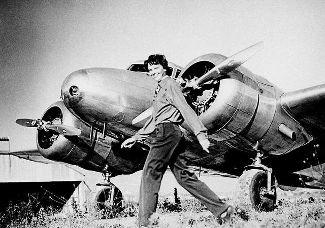 Amelia Earhart Flies Across Atlantic Ocean