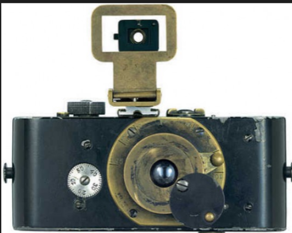 Leica (Portable Camera)