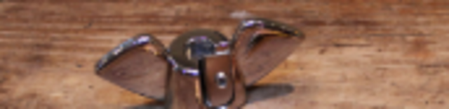 Recognizable modern-ish form