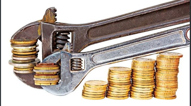 Bancos, Asociaciones de Ahorro y Préstamo e Instituciones de Crédito y Organizaciones Auxiliares.