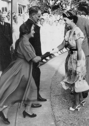 Queen Elizabeth visits Queensland