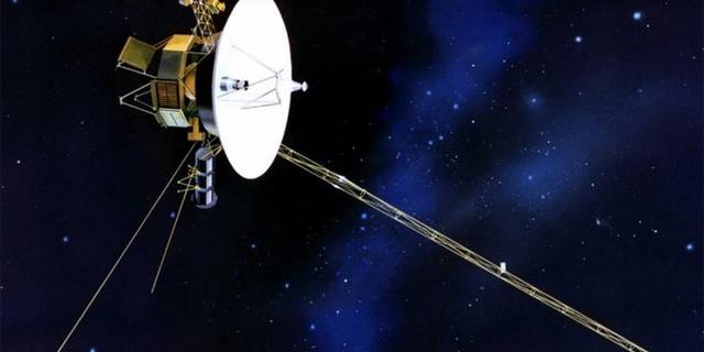 VOYAGER 1 Y 2
