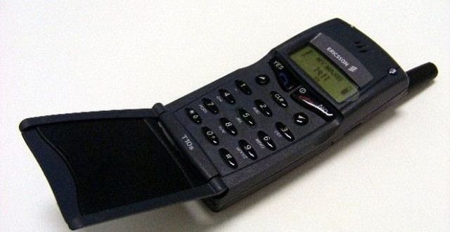 El primer teléfono móvil