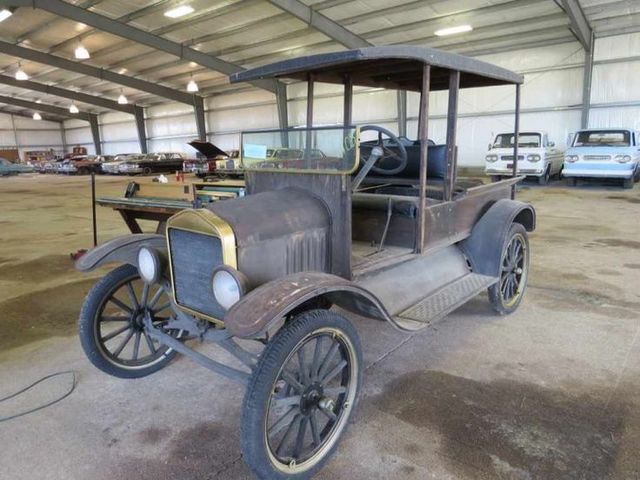 Primer cotxe en sèrie (Ford)