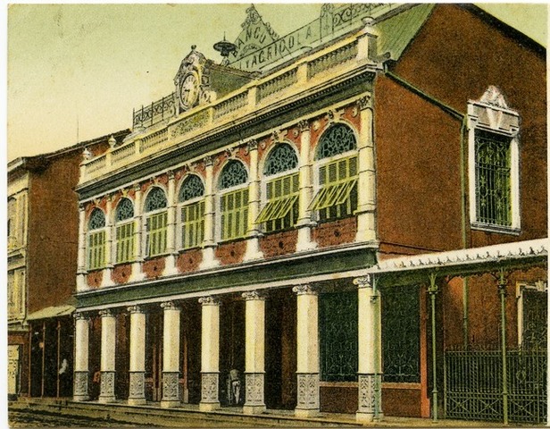 SE FUNDA EL BANCO AGRÍCOLA COMERCIAL