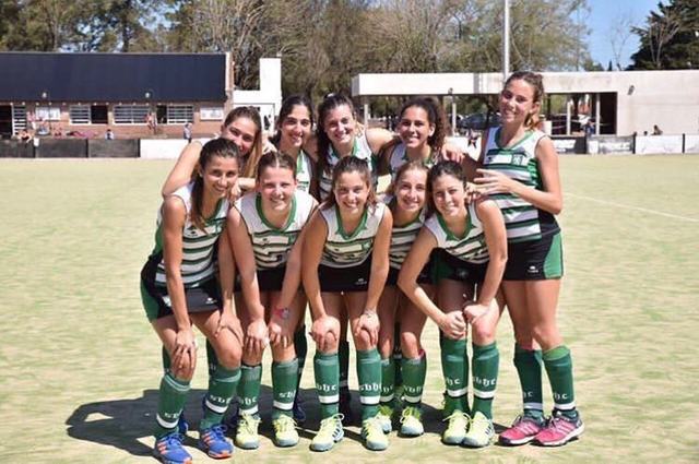 Por primera vez jugué en la linea A de hockey