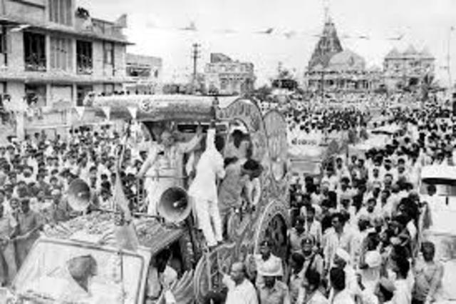 Advani launches a Rath Yatra