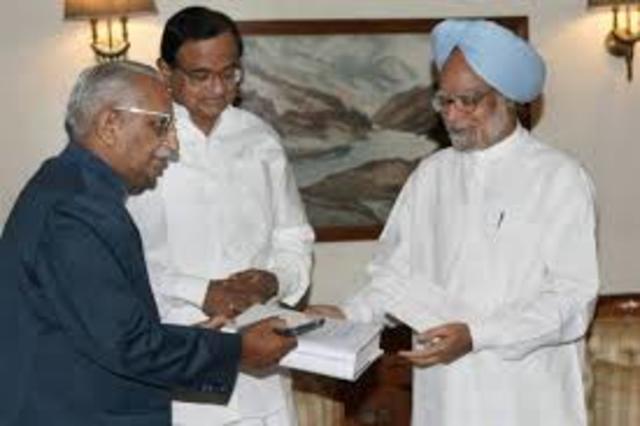 Liberhan Committee submits it's report