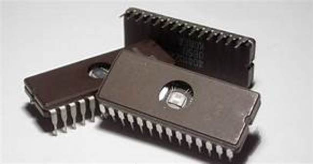 Tercera generación:Circuitos integrados.