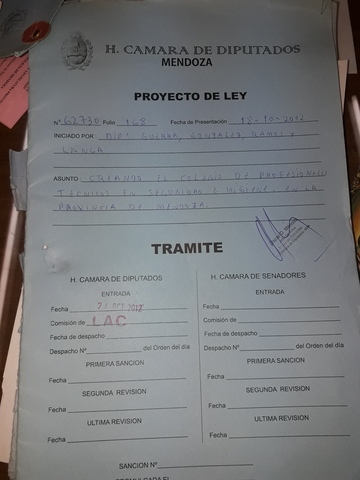 PRESENTACIÓN EN LEGISLATURA